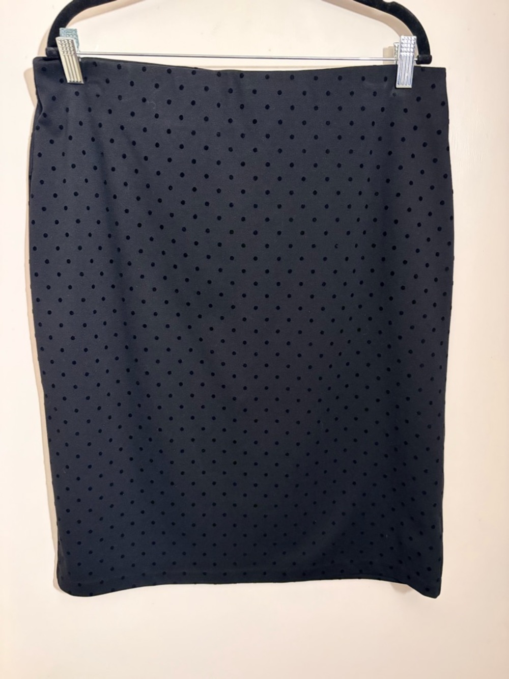 Old Navy Black Polka Dot Pencil Skirt